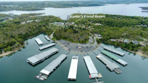 Отель Hunter's Friend Resort Near Table Rock Lake  Брэнсон